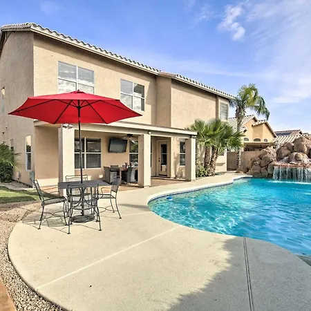 Gilbert Group Getaway 3 Mi To Dtwn Villa